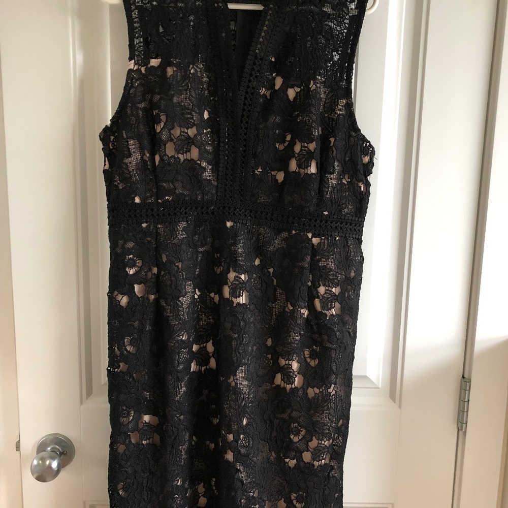 Black lace dress